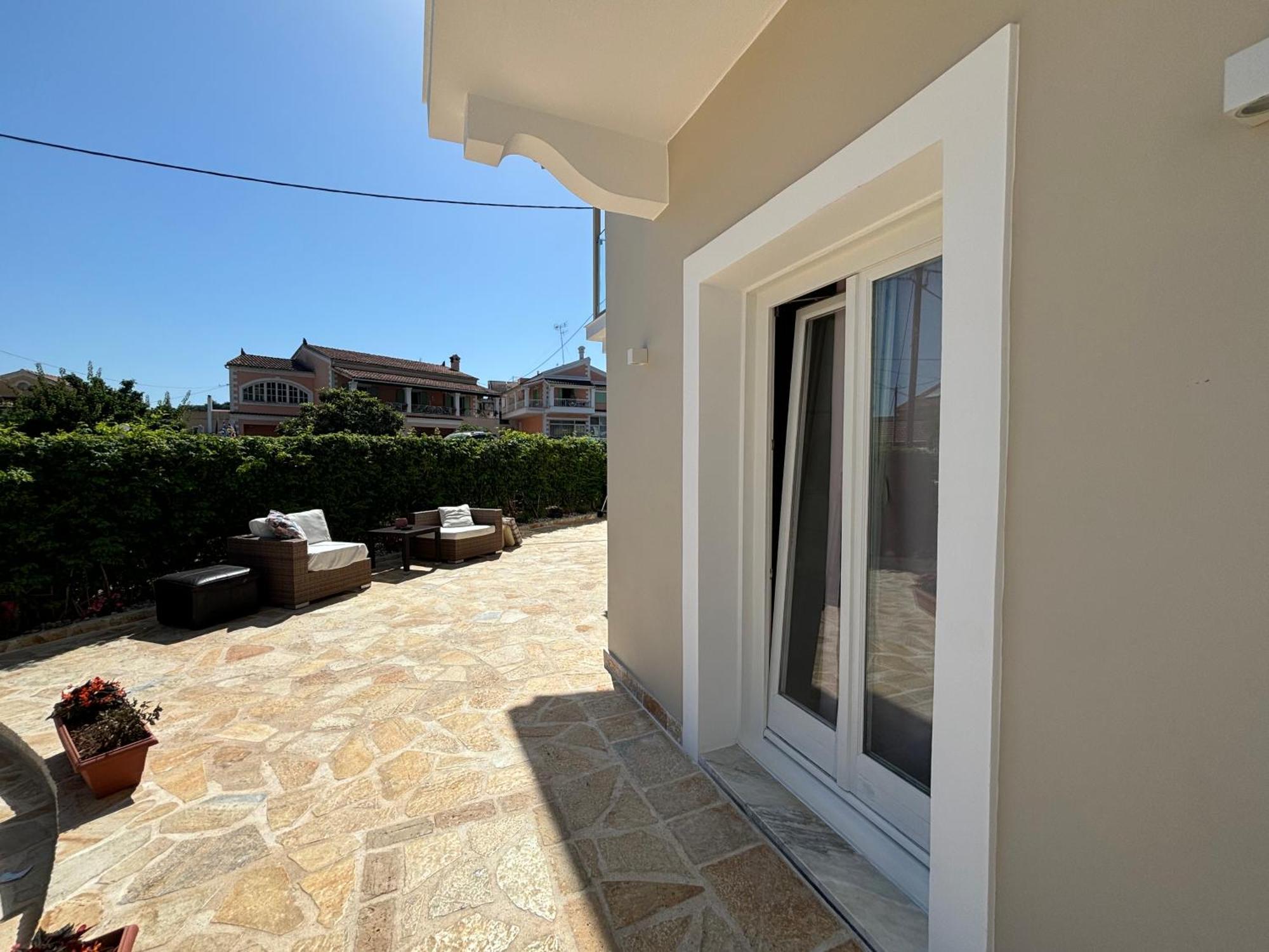 Mayflower Apartments Kassiopi Exterior photo